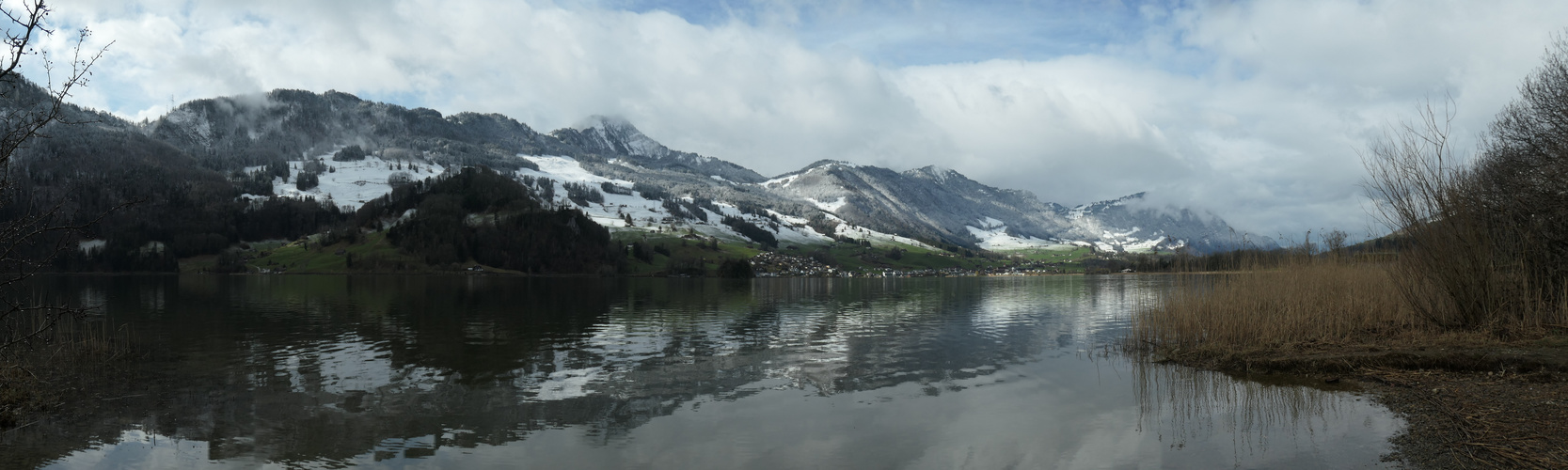 Lauerzersee Panorama