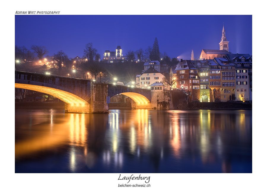 Laufenburg bei Nacht und Schneefall