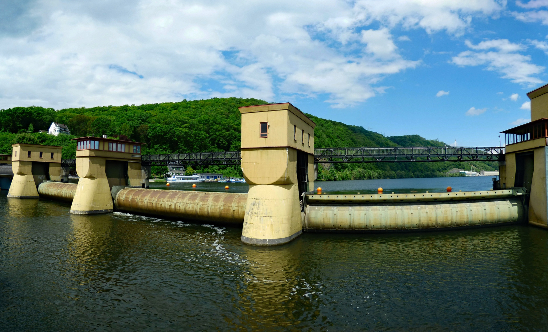 Laufwasserkraftwerk Hengstey