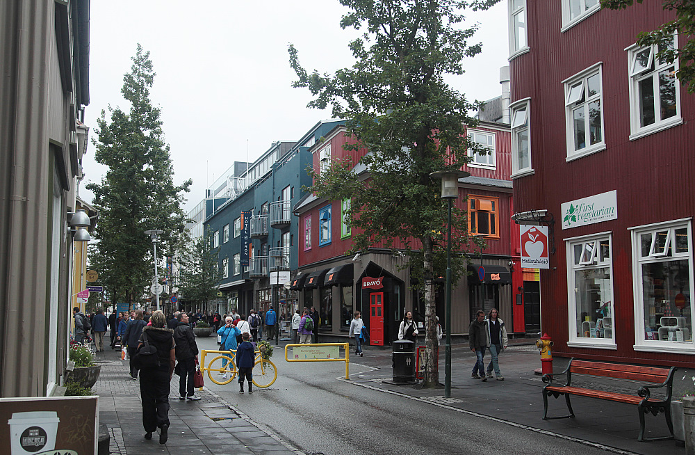 Laugavegur, Hauptgeschäftstraße in Reykjavík