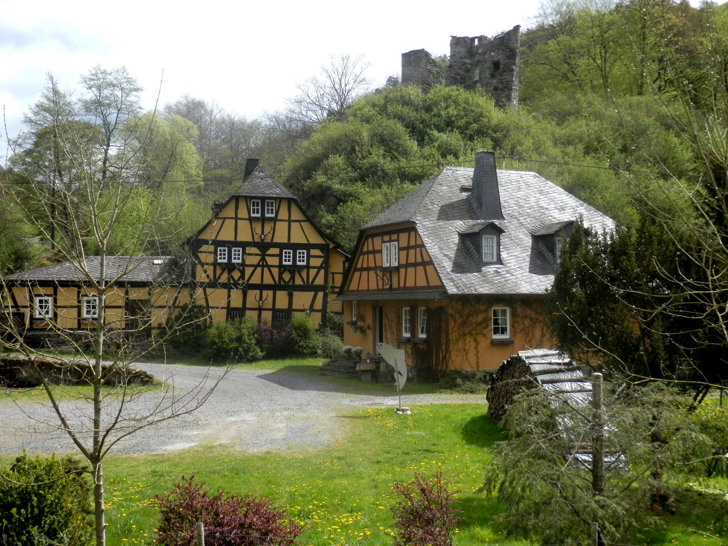Laukenmühle et Lauksburg photo et image deutschland, europe, hessen