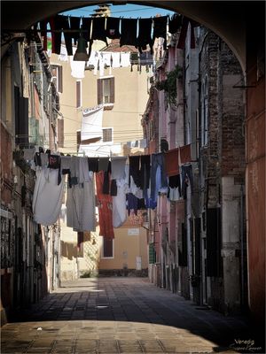 Laundry Day in Venice | Waschtag in Venedig