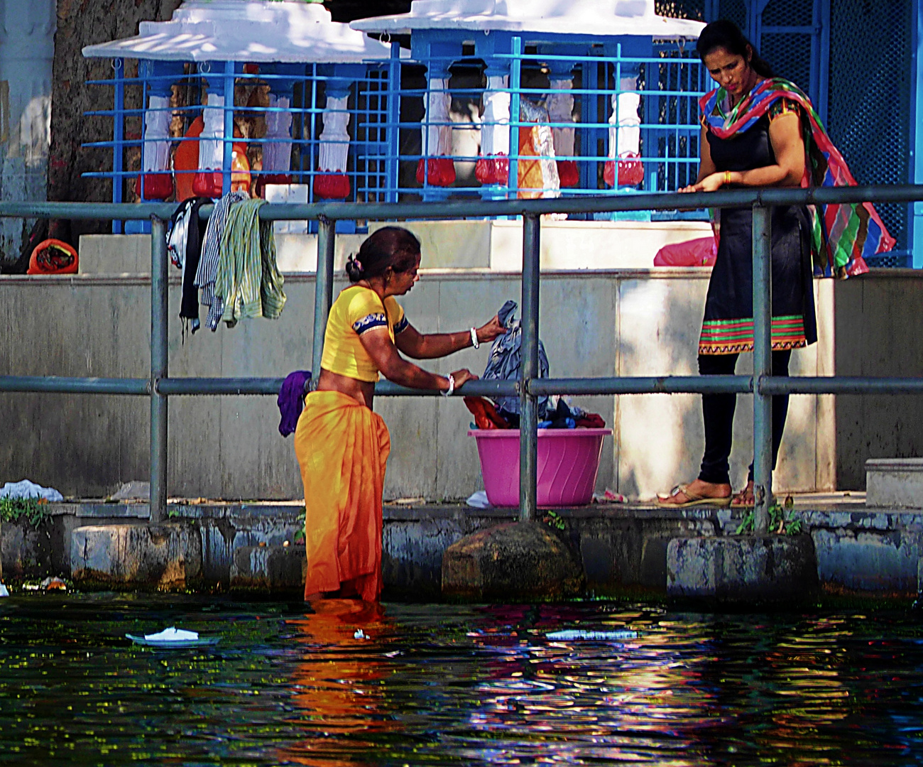 Laundry Talk (Udaipur, Rajasthan / Indien, November 2016) 