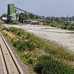 laupheim - blick von eisenbahnbrücke auf altes kieswerk am surfsee