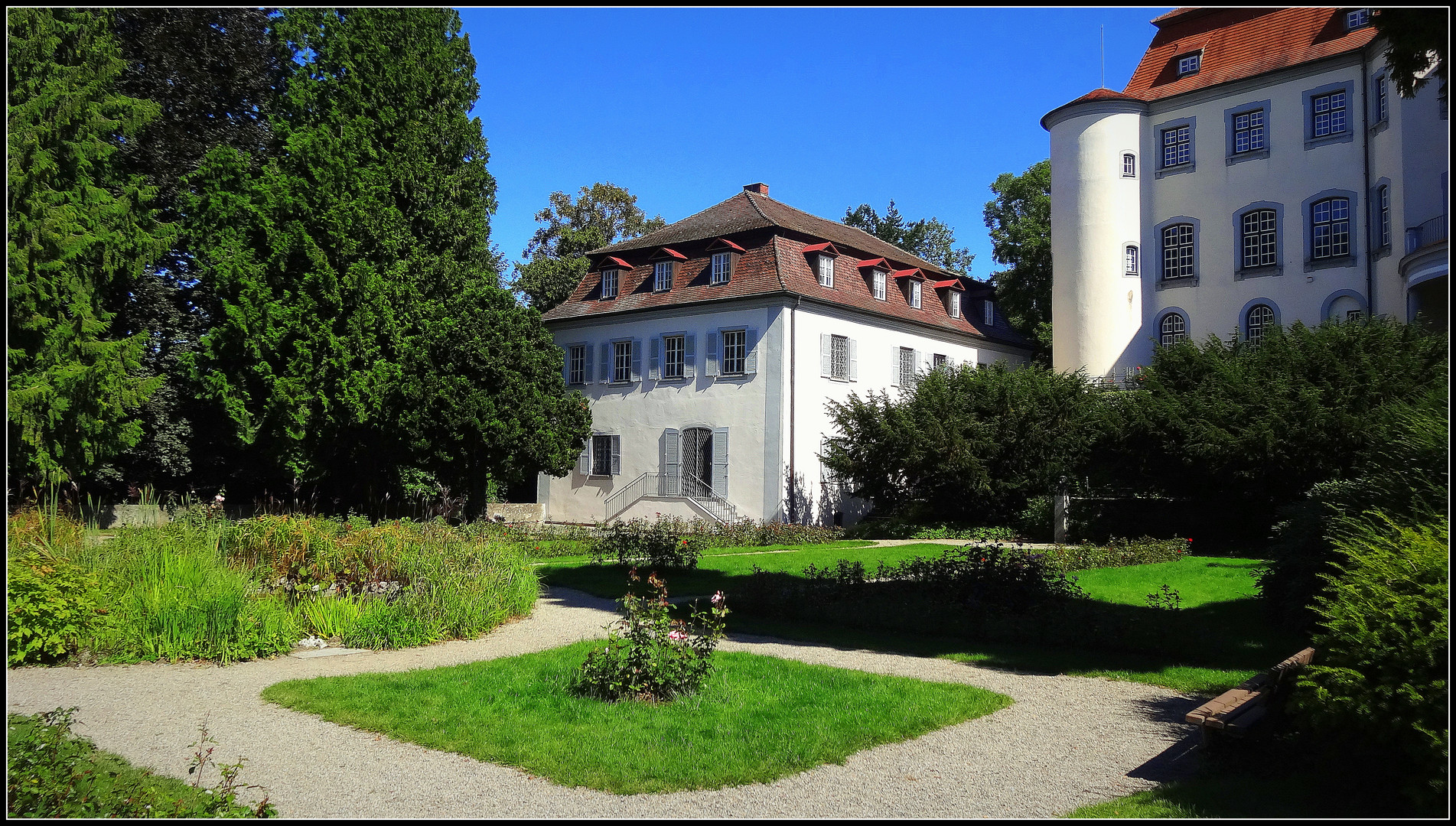 laupheim - schloss großlaupheim mit rosengarten