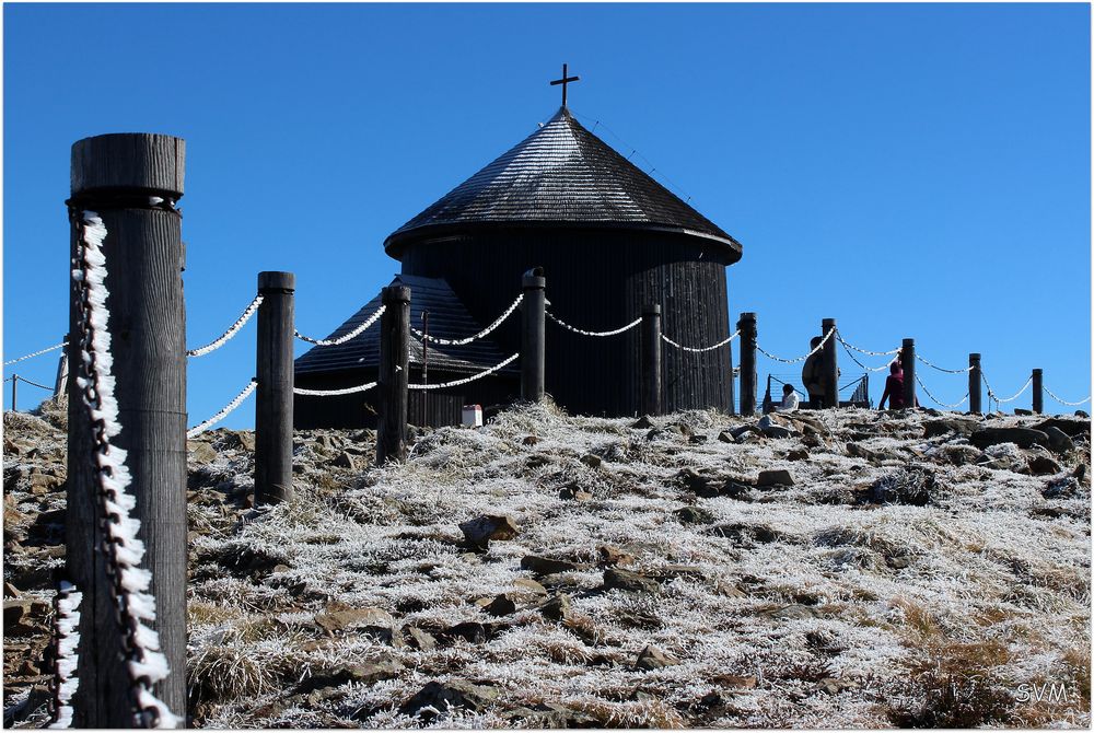 Laurentiuskapelle auf dem Gipfel der Schneekoppe