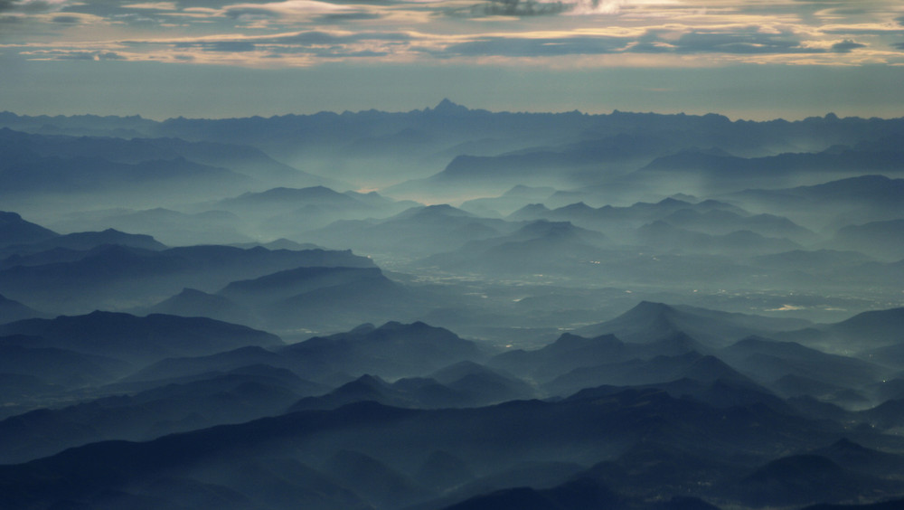 l'Aurore sur les Alpes