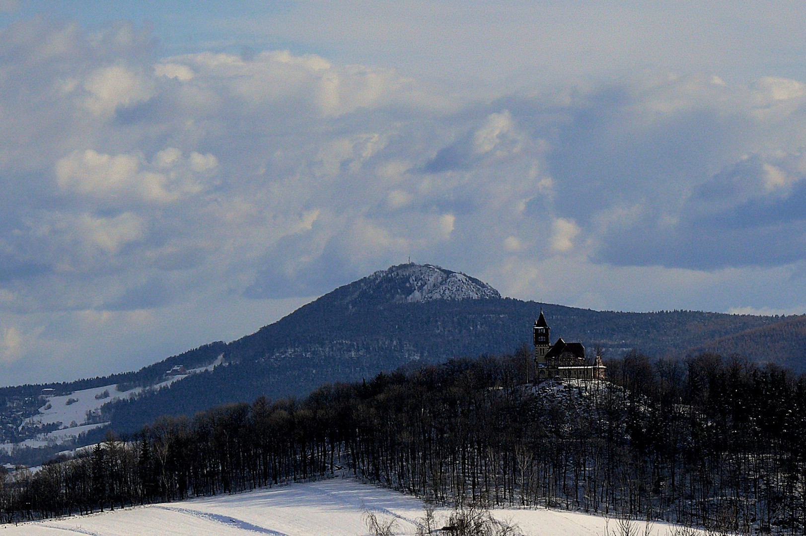 Lausche im Schnee