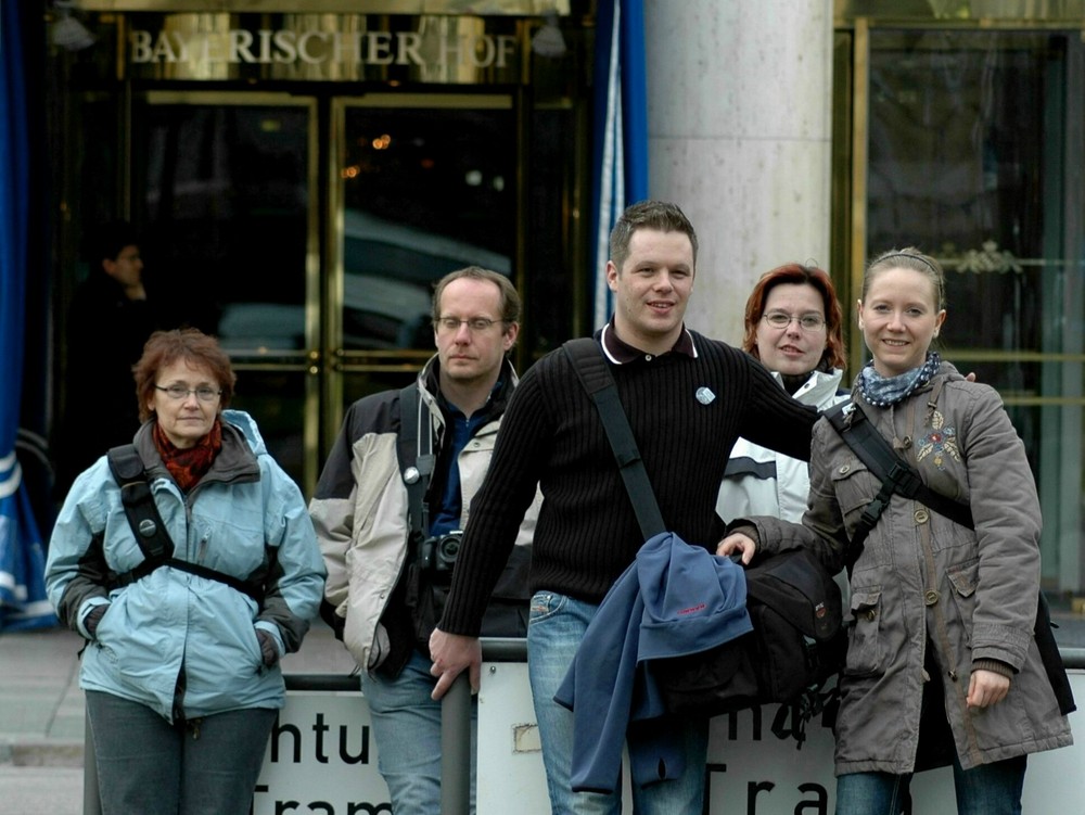 Lauter nette Leute........auch in München.......