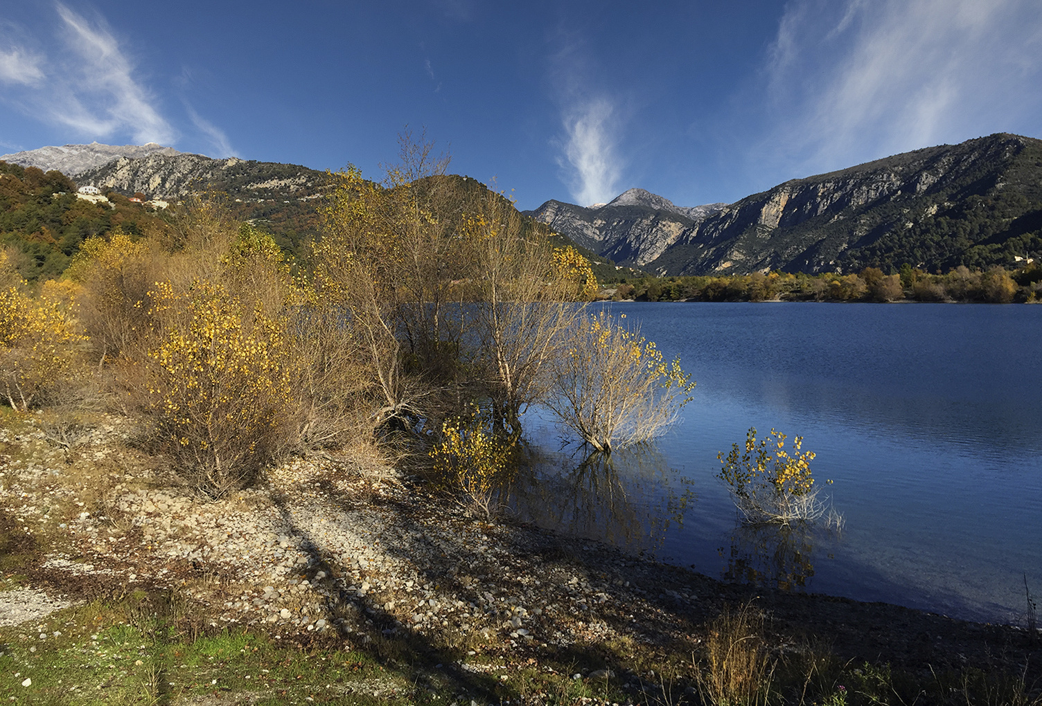 L'automne au bord du lac 