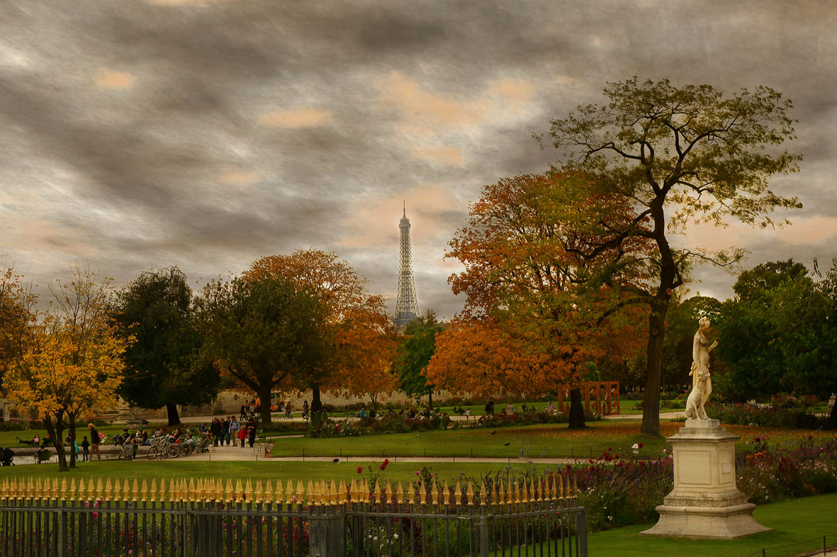 L'AUTOMNE AU TUILERIES..............2