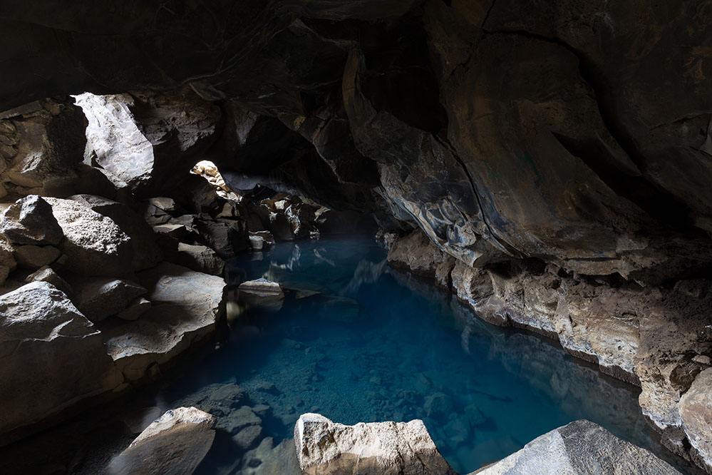 Lava Höhle Grjótagjá