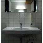 Lavabo [21]