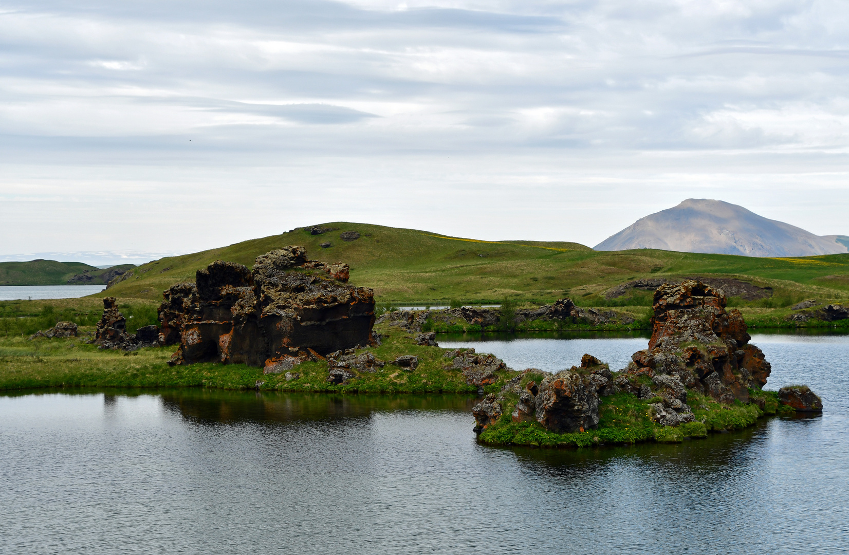 Lavainsel auf dem Mückensee "Myvatn"