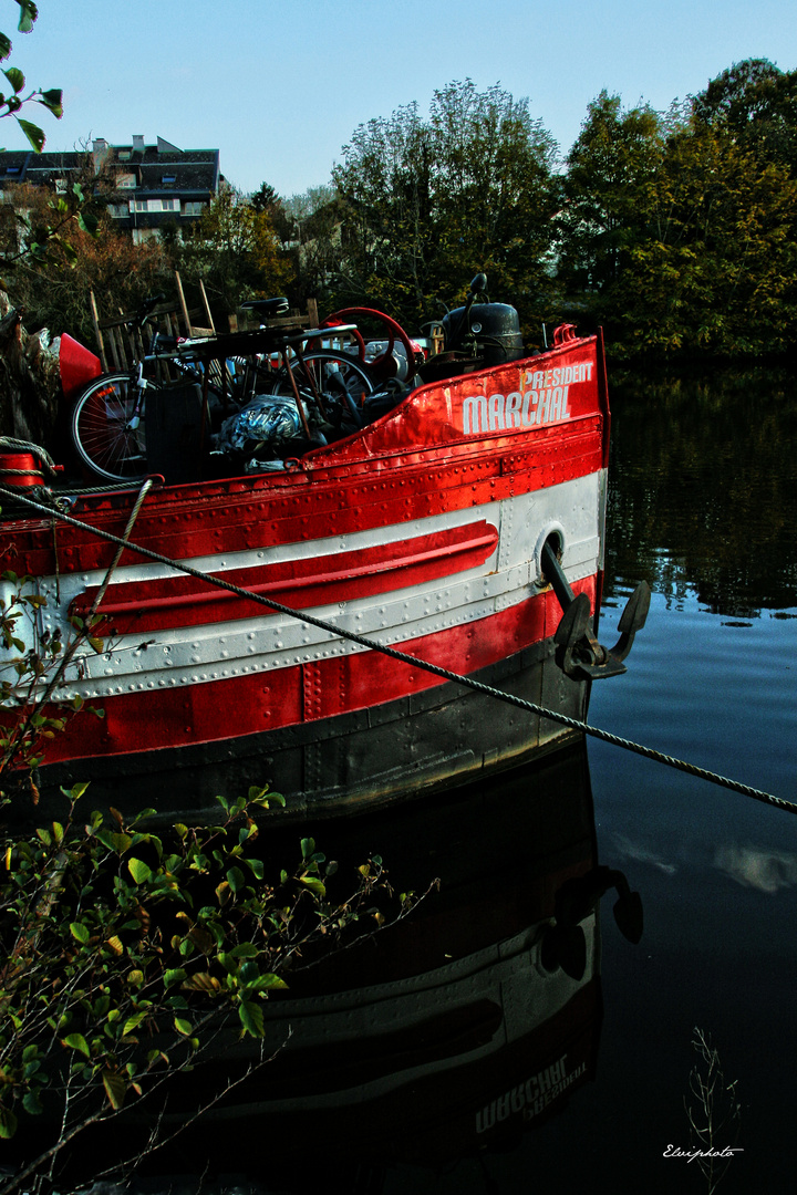 L'avant de la péniche