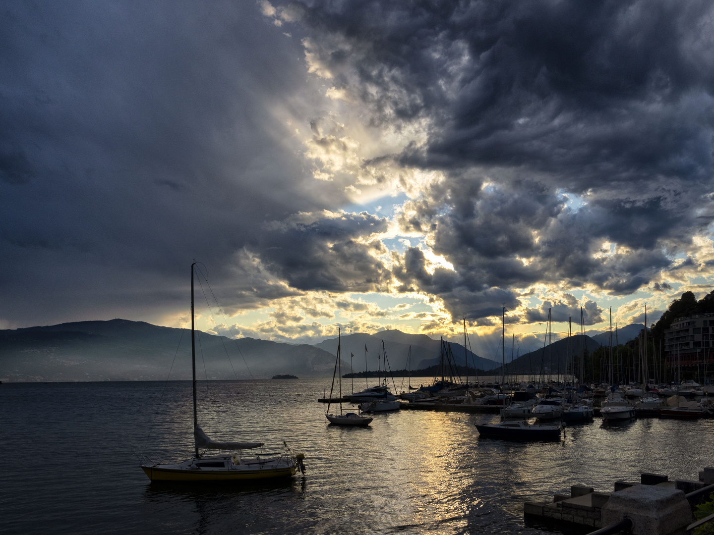 Laveno, porto nuovo