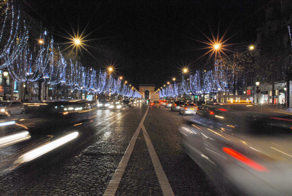 L'Avenue des Champs-Élysées