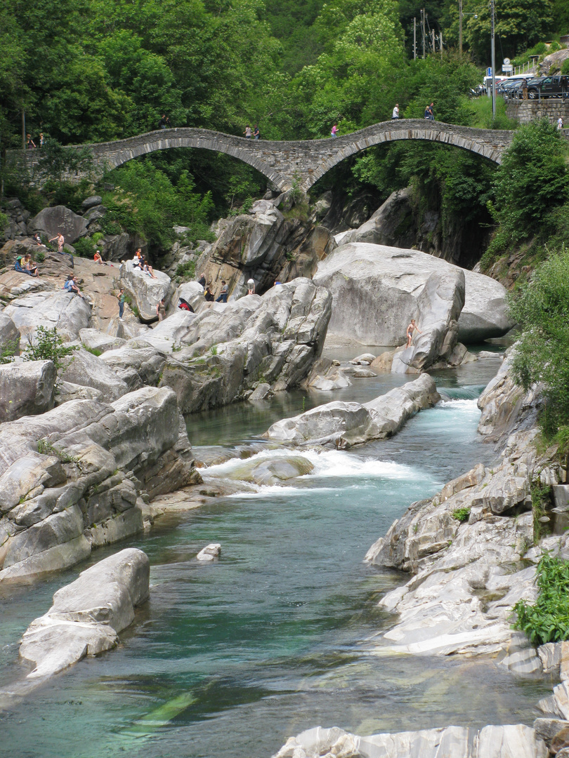 Lavertezzo, Val Verzasca, ponte dei salti