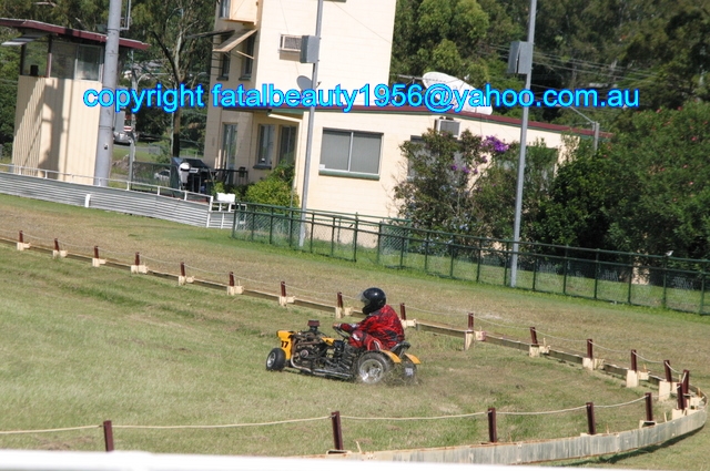 lawnmower racing