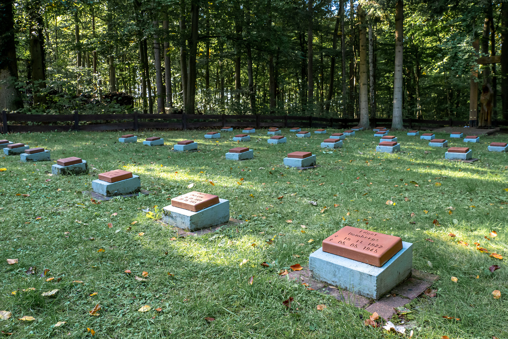 Lazarettfriedhof am Jagdschloss Gelbensande