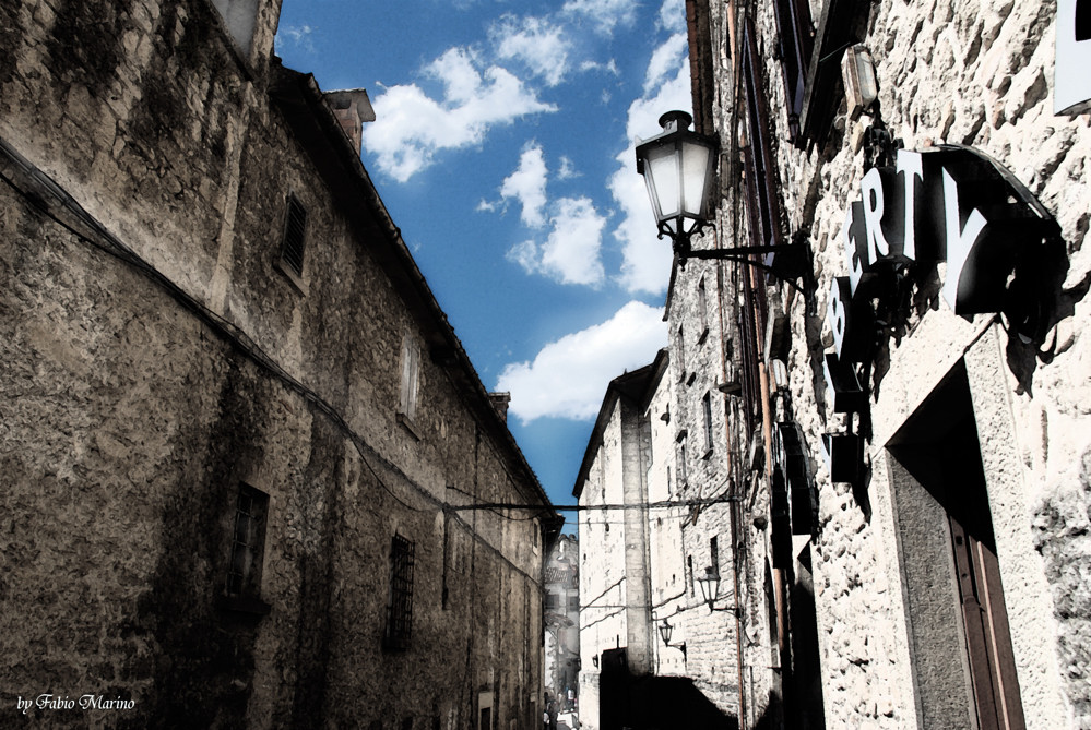 L'AZZURRO CIELO DI SAN MARINO