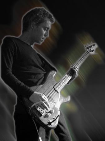 Le Bassist