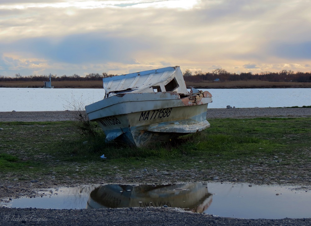 Le bateau abandonné