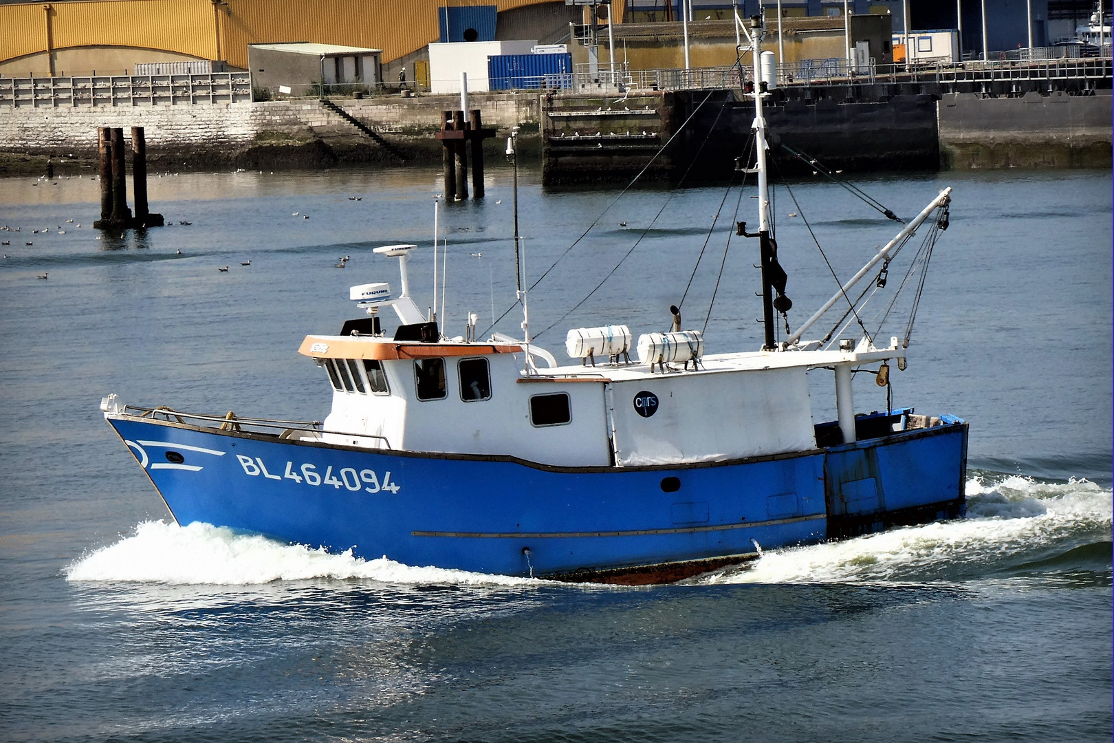 Le bateau bleu