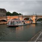 Le bateau mouche sur la Seine