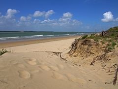 Le beau temps est revenu sur la plage de l’Embellie, qui porte bien son nom.