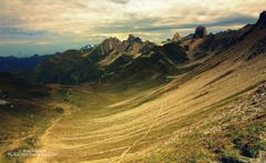 Le Beaufortain (La Pierra Menta en fond) / Sur le tournage de Mon GR® préféré • Saison 1