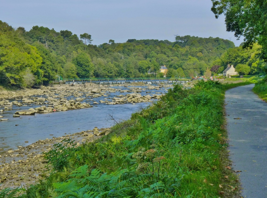 Le Blavet subissant la marée (près d'Hennebont. Morbihan)