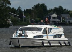 LE BOAT