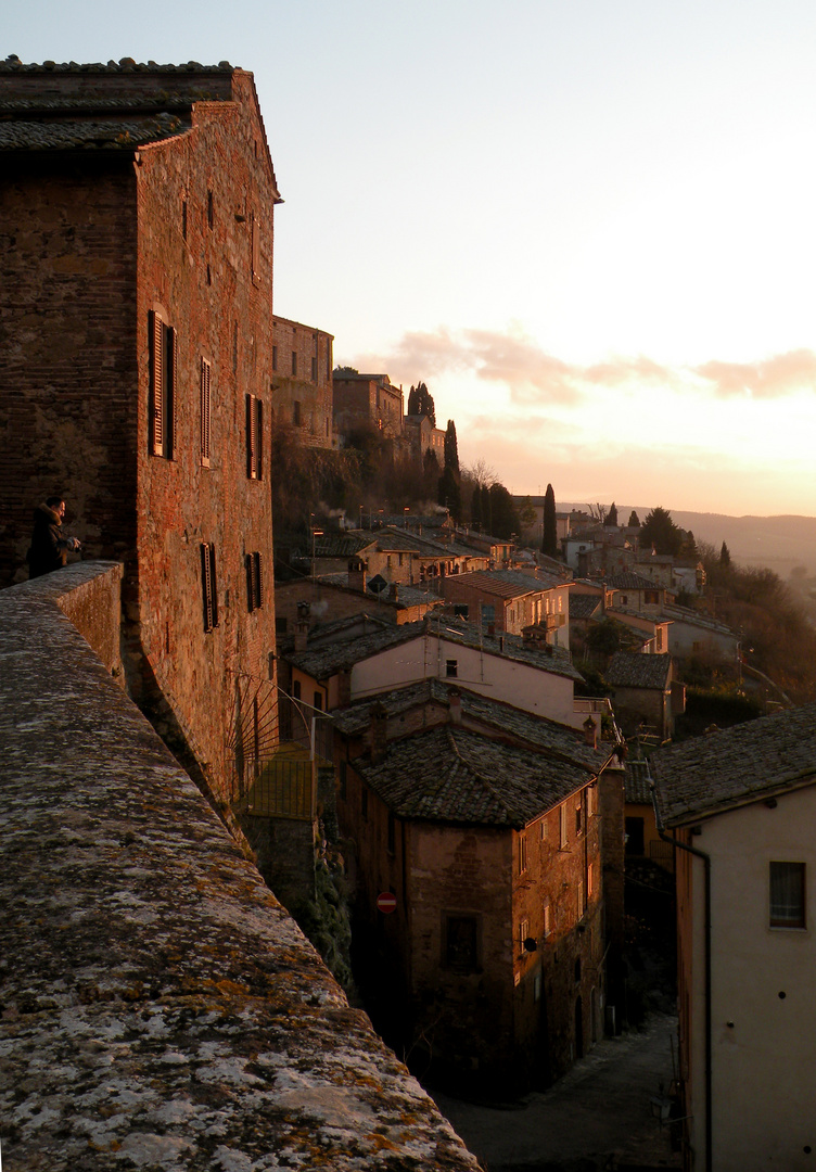 Le calde luci del tramonto attirano ...i fotografi