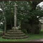 " Le calvaire de la chapelle de Trémalo à Pont Aven "