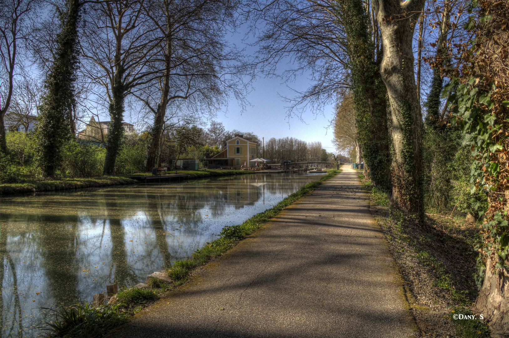 Le canal (2)