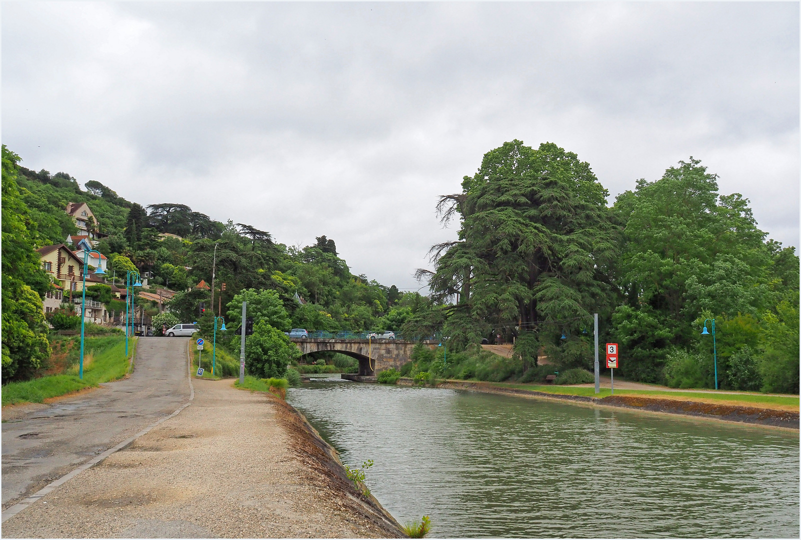 Le canal latéral de la Garonne à Agen