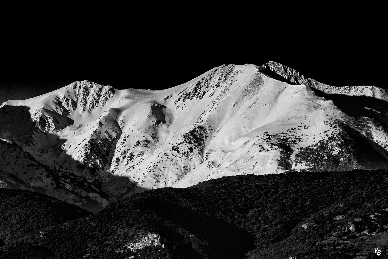 Le Canigou. Montagne "sacrée" des catalans