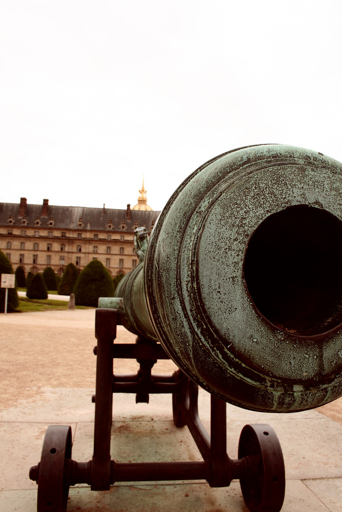 Le canon/ Kanone in Paris