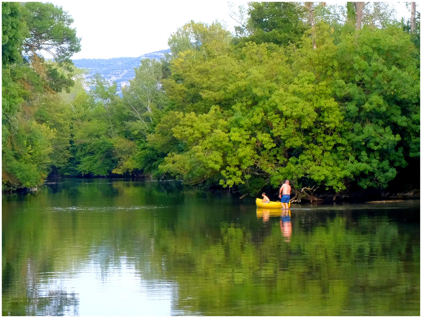 Le canot photo et image europe, france, provencealpescôte d'azur
