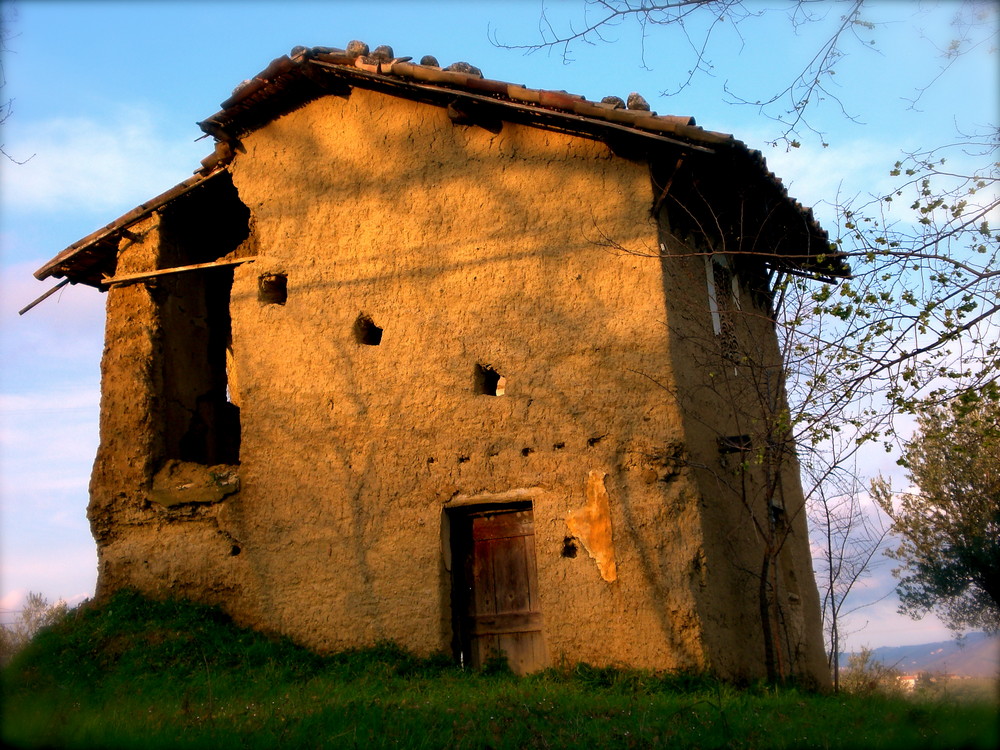 le casette di terra cruda