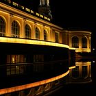 Le Casino de Pau sur son miroir d'eau.