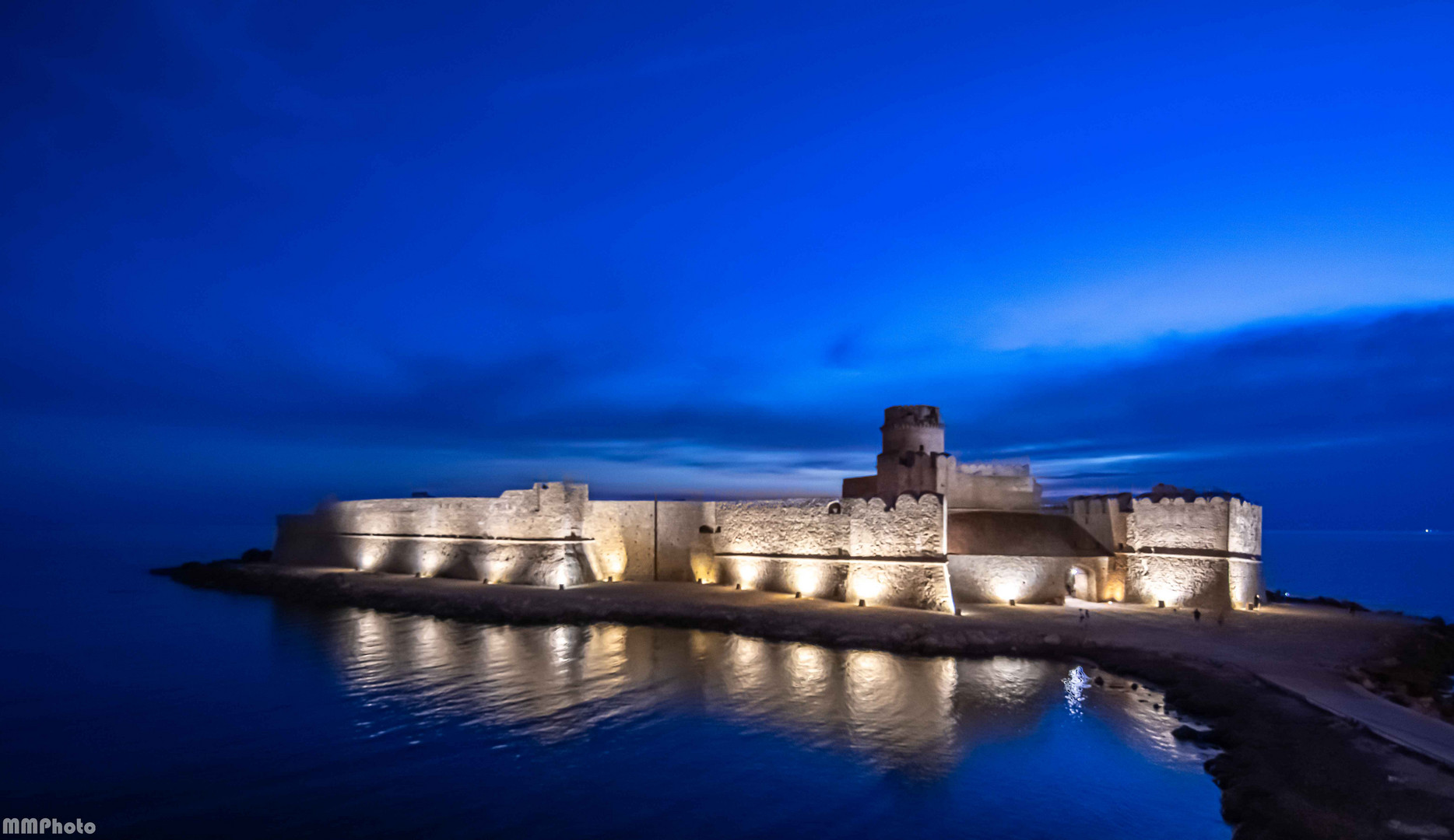 le castella zur späten blauen Stunde