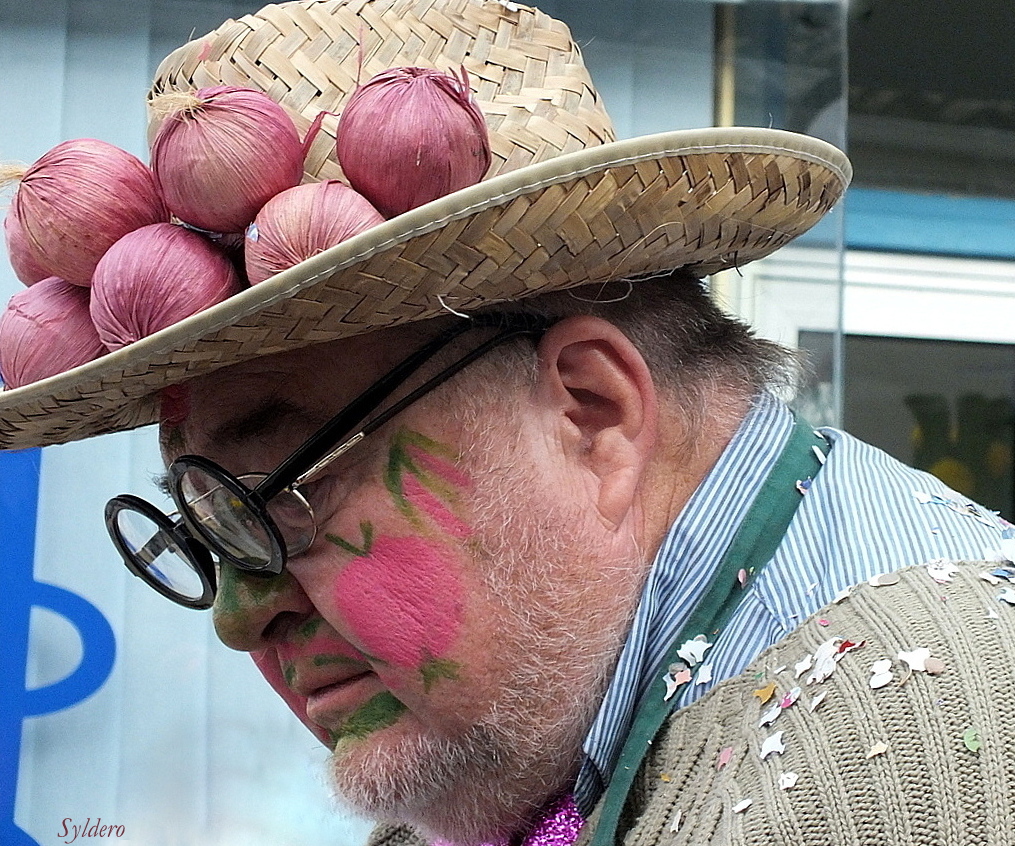 Le chapeau aux petits oignons