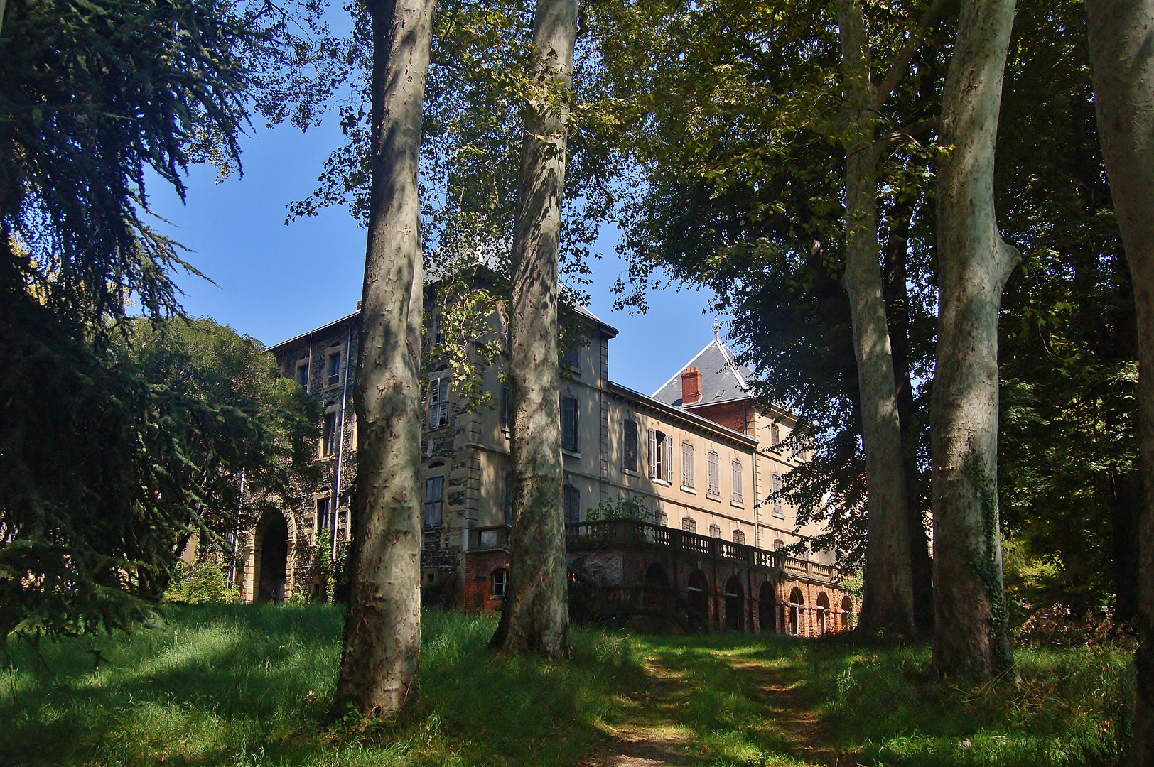 "le château abandonné"