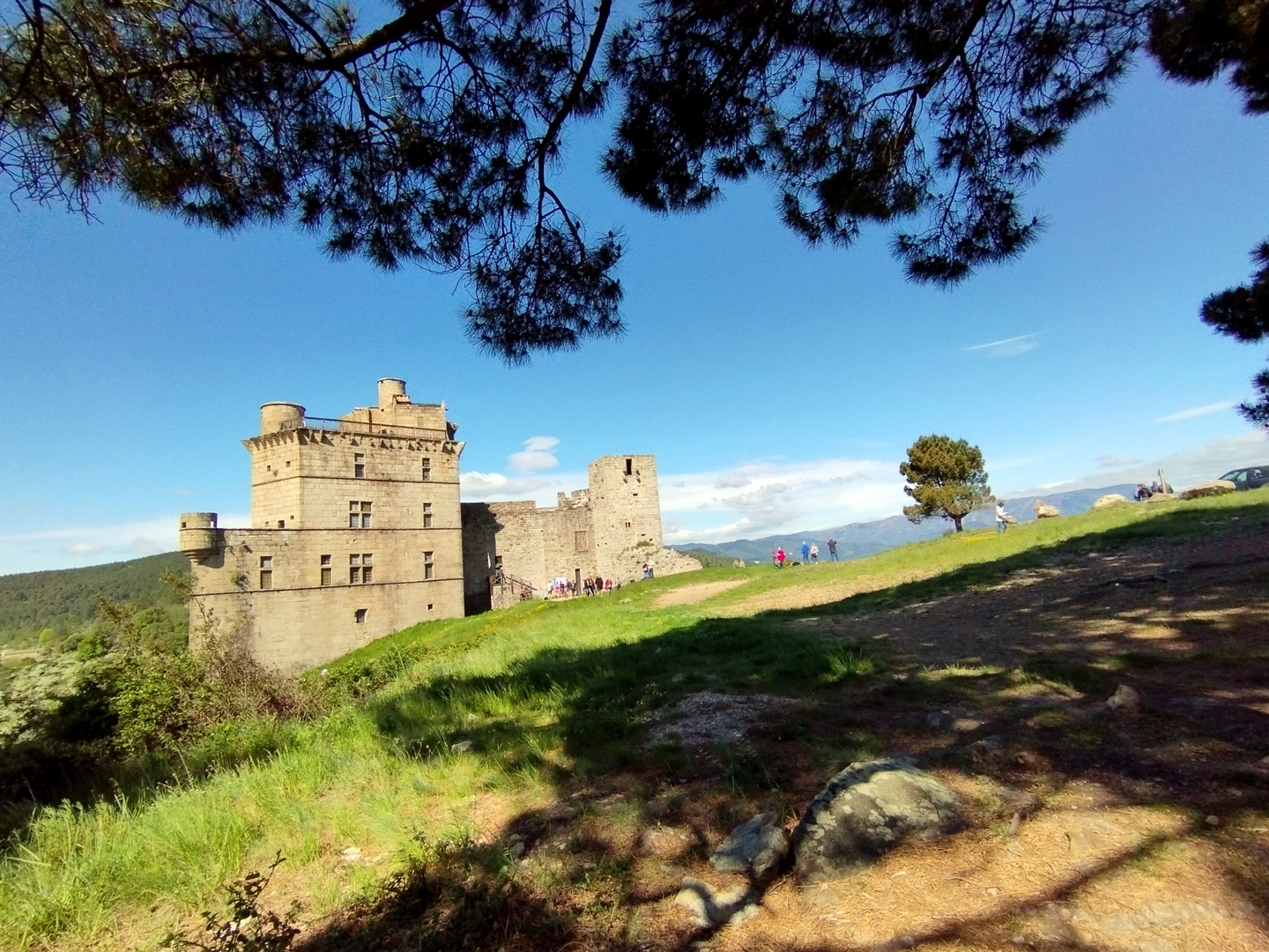 Le château de Portes (Gard)