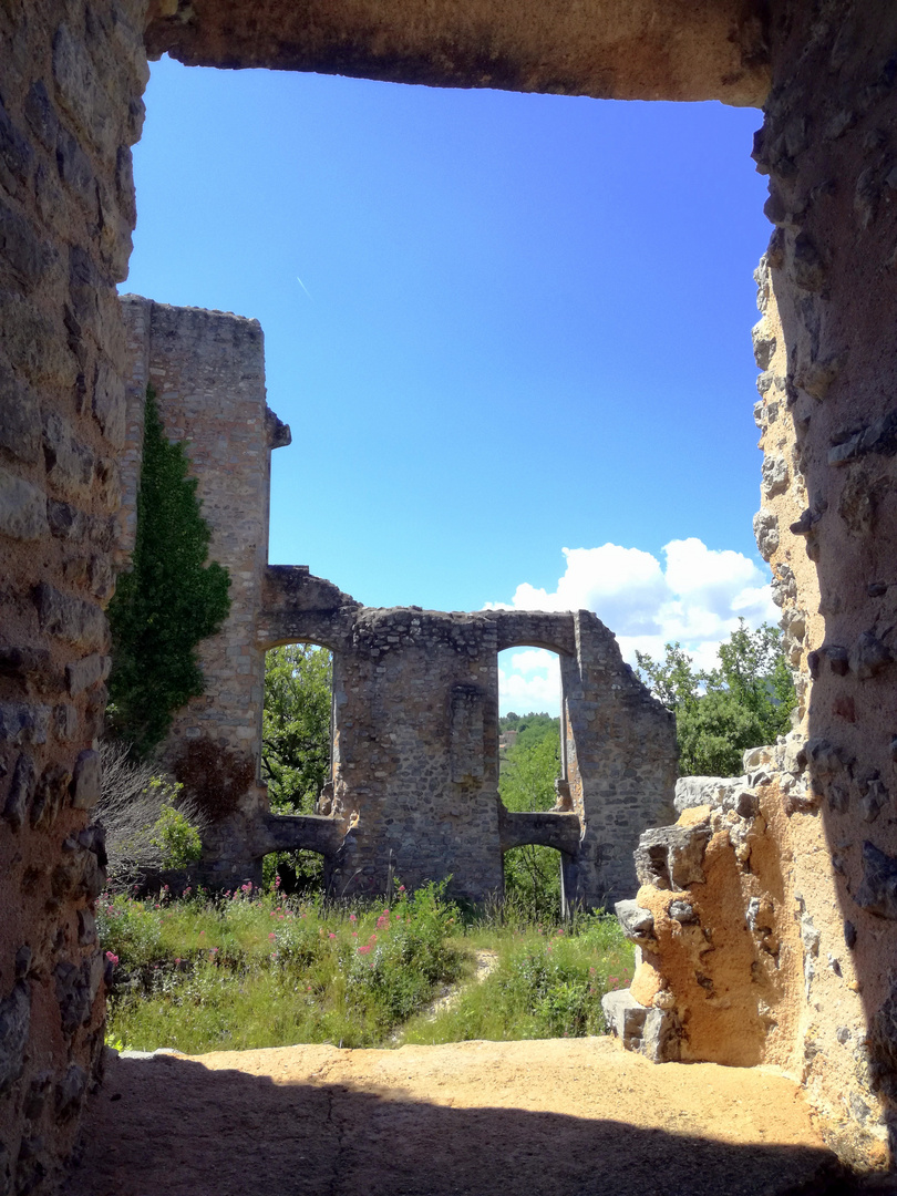 Le château de Valbelle, Tourves (83)