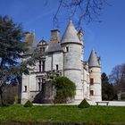 " Le château des Ravalet."