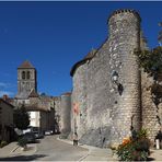   Le Château d’Harcourt (XIIIème) et la Collégiale Saint-Pierre (XIème)  --  Chauvigny