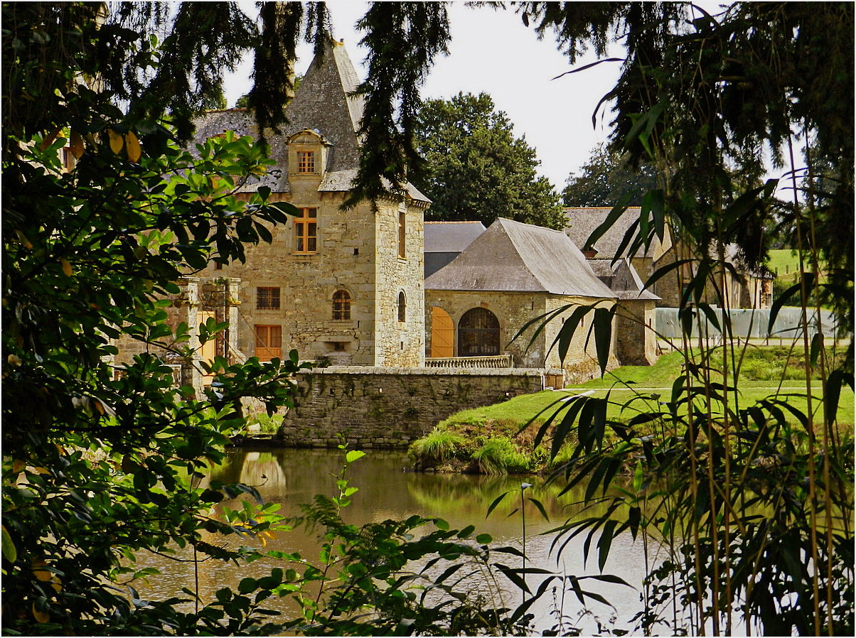 le château  du rocher portail